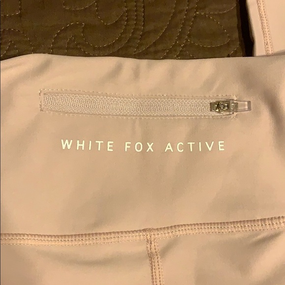 Baby pink leggings - Picture 2 of 3